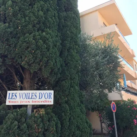 Avec Terrasse Parking