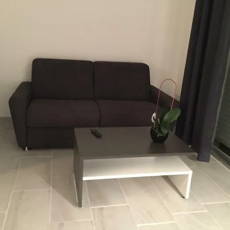 Avec Terrasse Parking Apartman *